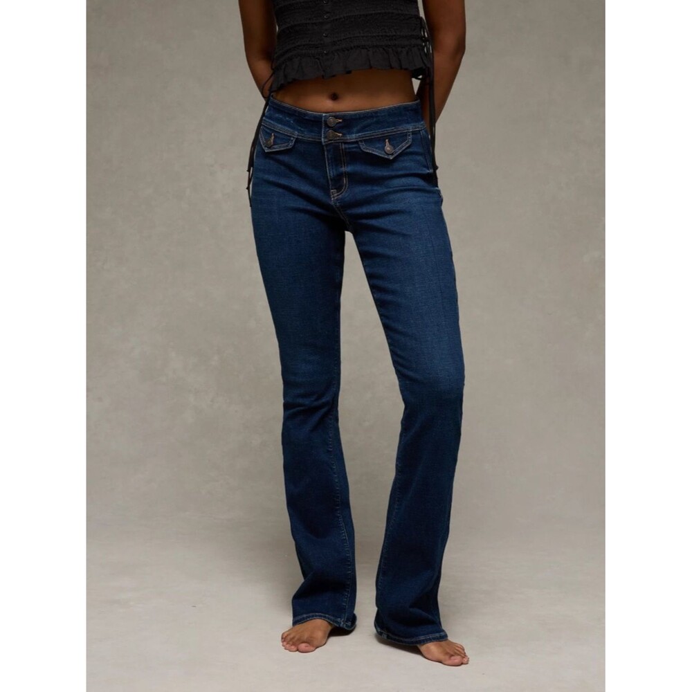 American Eagle AE Low-Rise Kick Bootcut Stretch Jeans  |   Size: 8 Regular